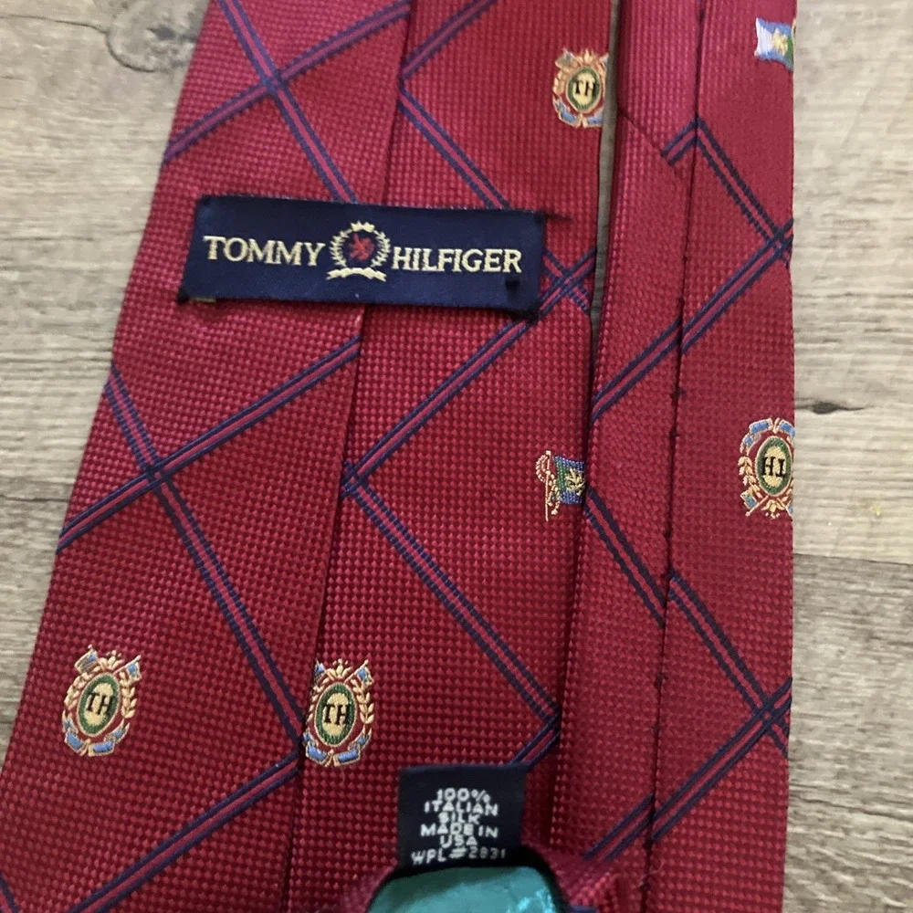 Vintage Red Tommy Hilfiger Crest Italian Silk Tie USA